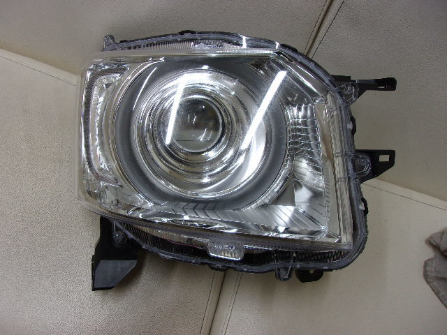 ホンダ N-box JF3 LEDヘッドライト 右
