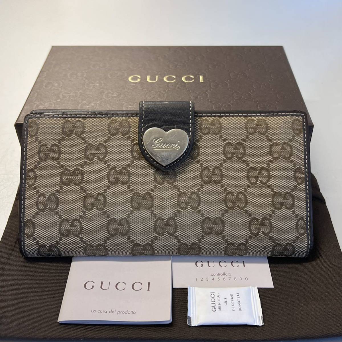極美品！ グッチ GUCCI 財布 長財布 GGキャンバス ハート金具 【公式通販】