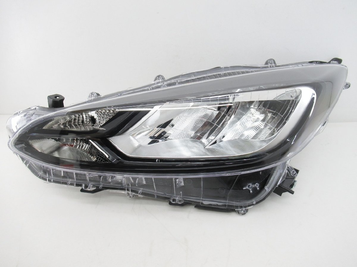 【売り切り】 トヨタ アクア MXPK10 純正 左 ヘッドライト ランプ【 KOITO 52-335 】LED 点灯確認済 (M076147)