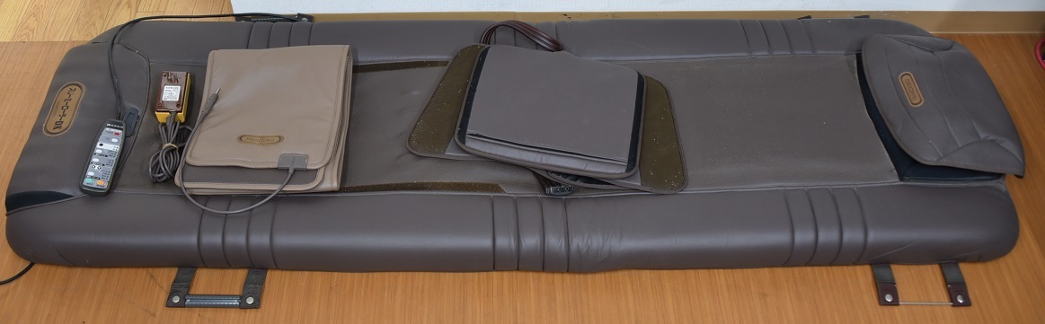 【新品，HOT】 YKK10-98 現状品 FranceBed フランスベッド スリーミーローラーDX 電気マッサージ器 9100-J 折りたたみ式 マッサージ機 通電(マッサージ機)｜売買されたオークション情報、yahooの商品情報をアーカ その他