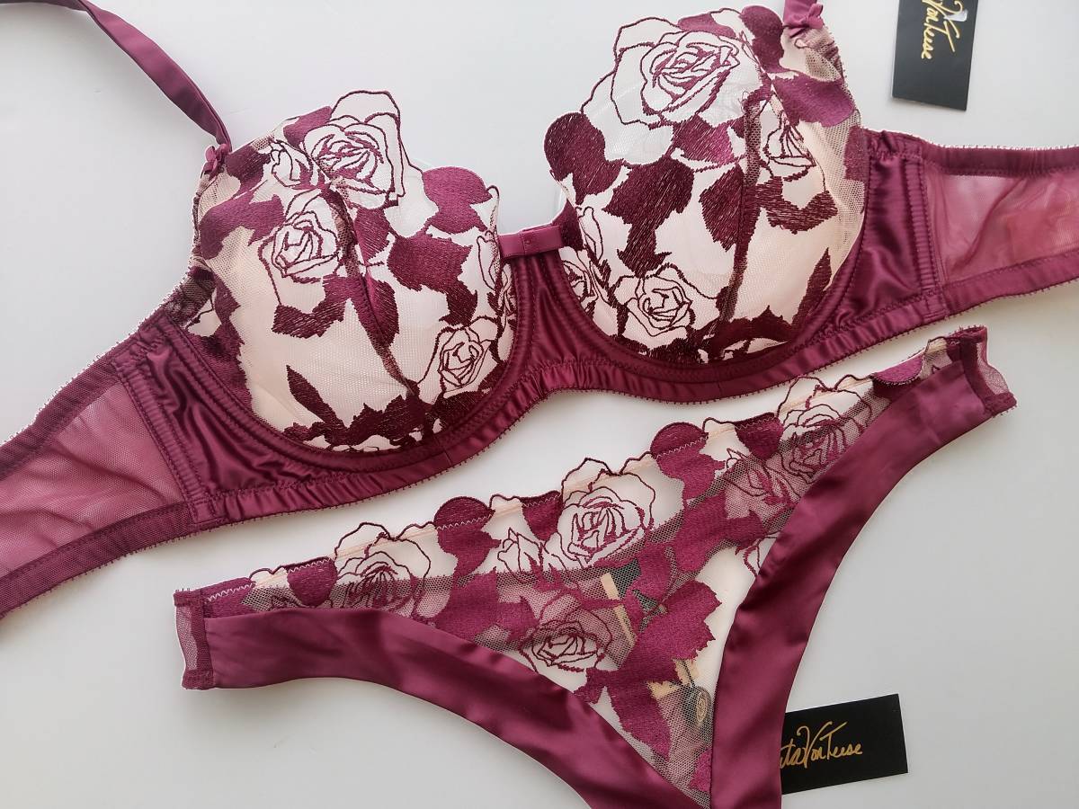 ★送料無料：匿名配送★《Dita Von Teese》ディタ・フォン・ティース　Rosabelle　UK34DDセット Von ☆送料無料：匿名配送☆《Dita Teese》ディタ・フォン・ティース 姫系 カントリースタイル 防水ケースカバー