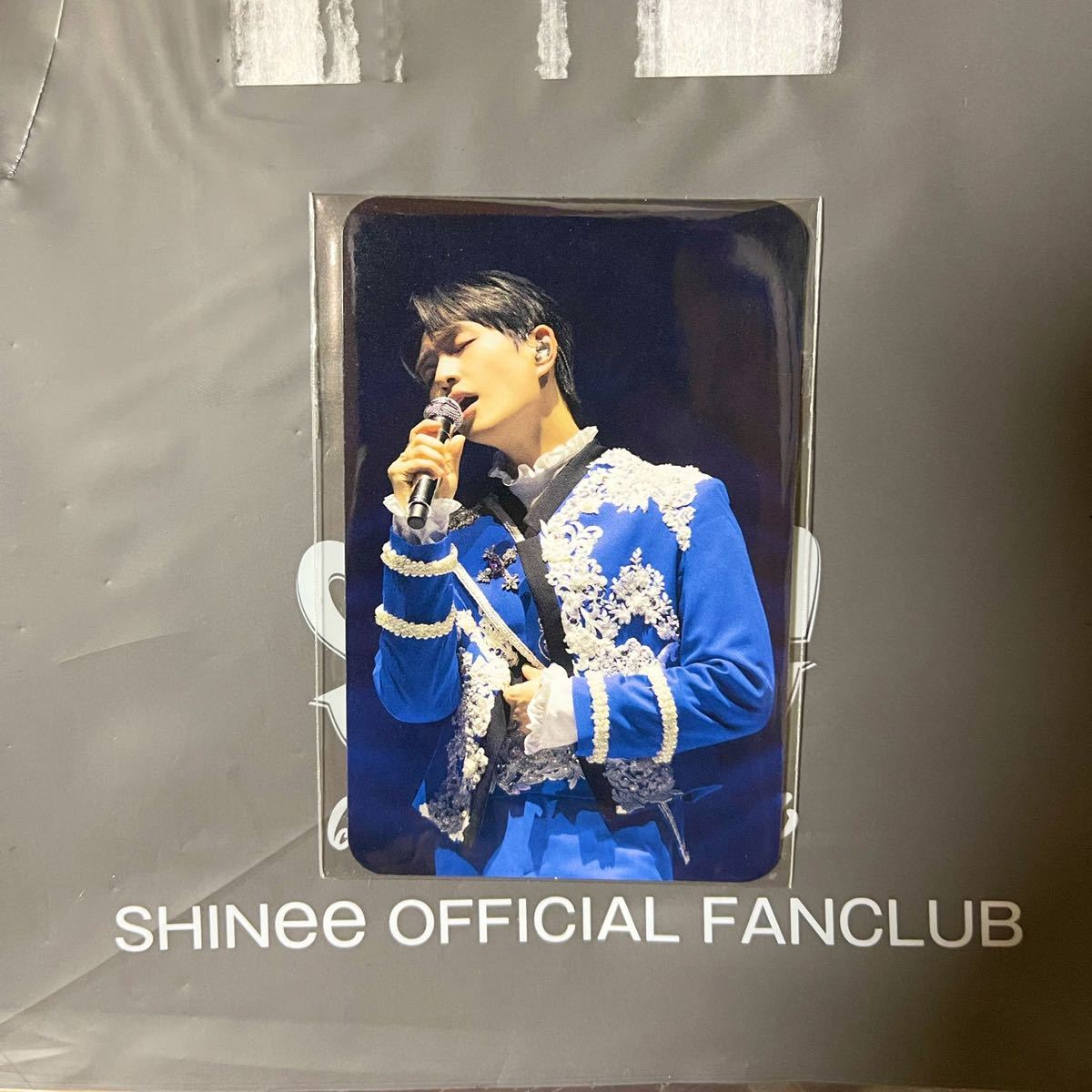 SHINeeオニュ オンユ ONEW トレカ SeeK封入 ハードケースに入れて