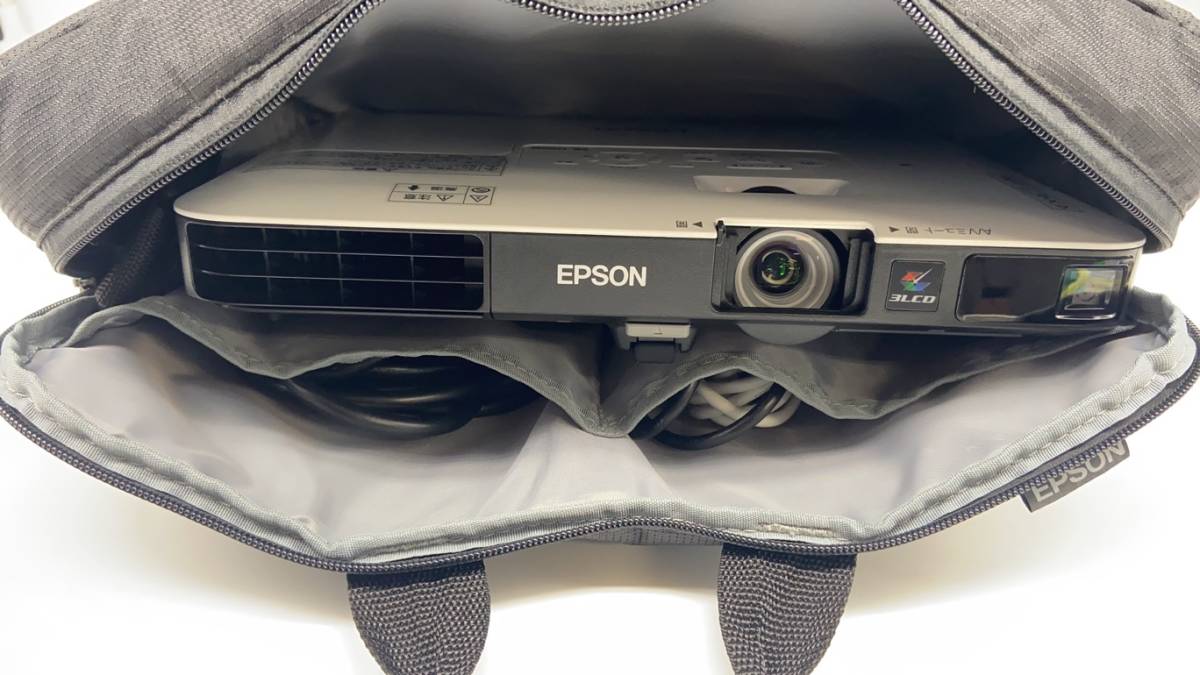 EB-1785W 美品EPSON プロジェクター ランプ点灯48時間 - メルカリ