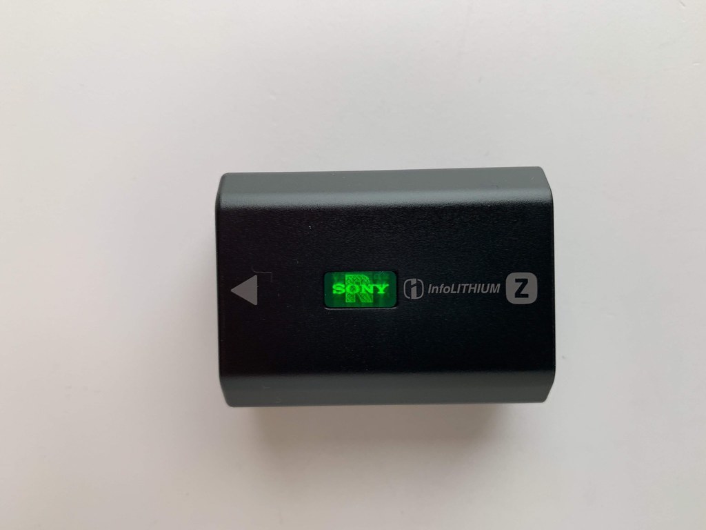 低価，2025 正規品 SONY NP-FZ100 純正バッテリー 2280mAh ソニー &alpha;1 &alpha;7IV &alpha;7RIV &alpha;7III &alpha;7RIII &alpha;7Siii FX30 &alpha;9 &alpha;9ii &alpha;7C &alpha;6600(ソニー)｜売買されたオークション情報、yahooの商品情報 一眼用