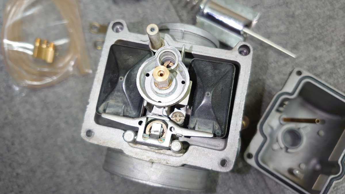SR400/SR500用 OKO φ38㎜ ビッグキャブ オーバーホールベースや部品取りにどうぞ 美品中古 (検索:goods PWK38 廃版(現行はNIBBI製) φ38ビッグキャブ | SR400&frasl;500 CRΦ38 JB-POWER メンテ館