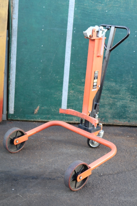 未使用品】TRUSCO ドラム缶運搬車 250kg TDT-250 ※i1※（TRUSCO 