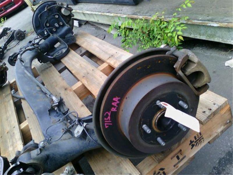 トヨタ 純正 アルファード 《 ANH20W 》 リアアクスルビーム 42101-28450 P21600-20012308