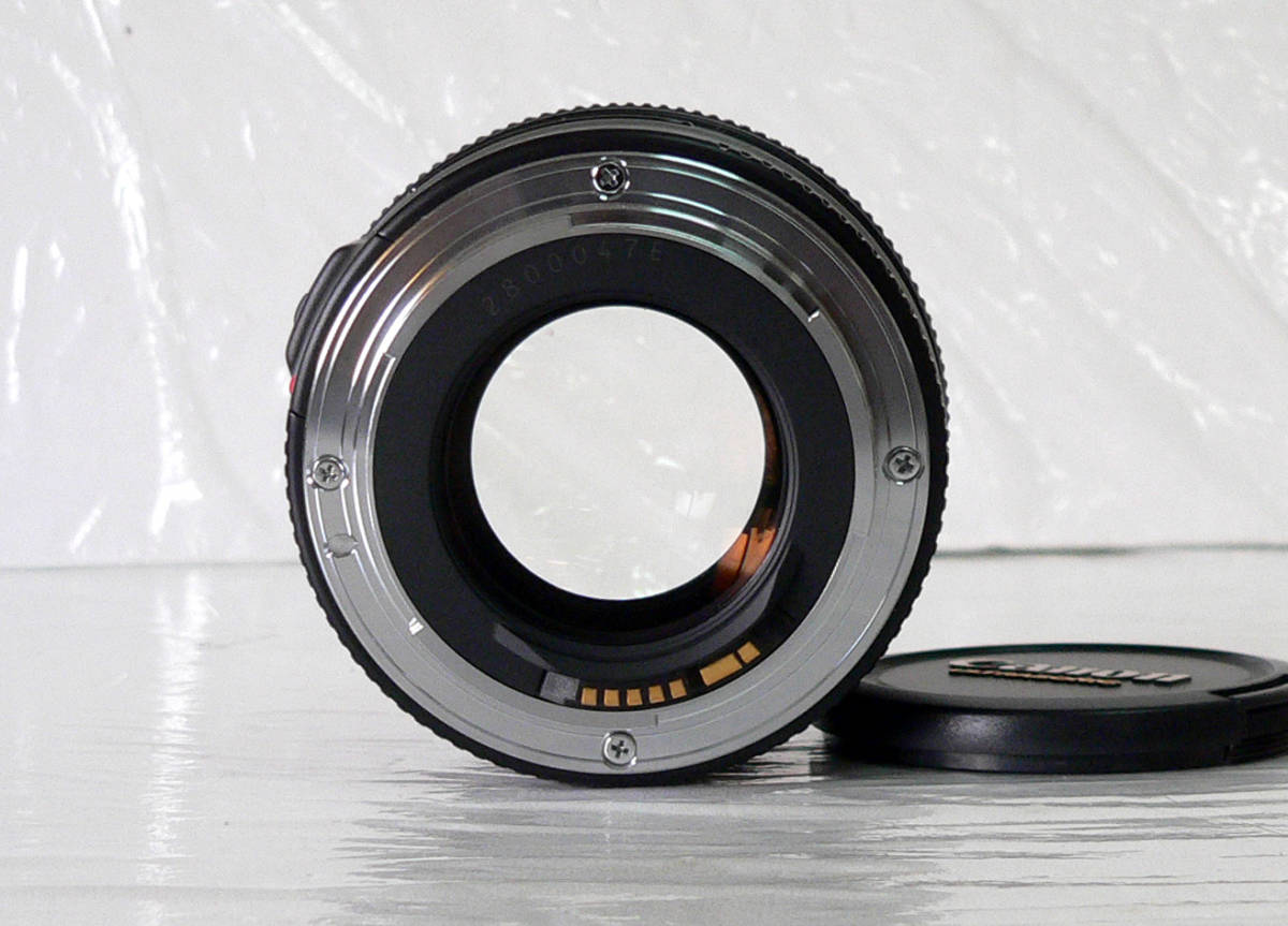 ☆ 中古 / キヤノン CANON EF 85mm 1:1.8 ☆