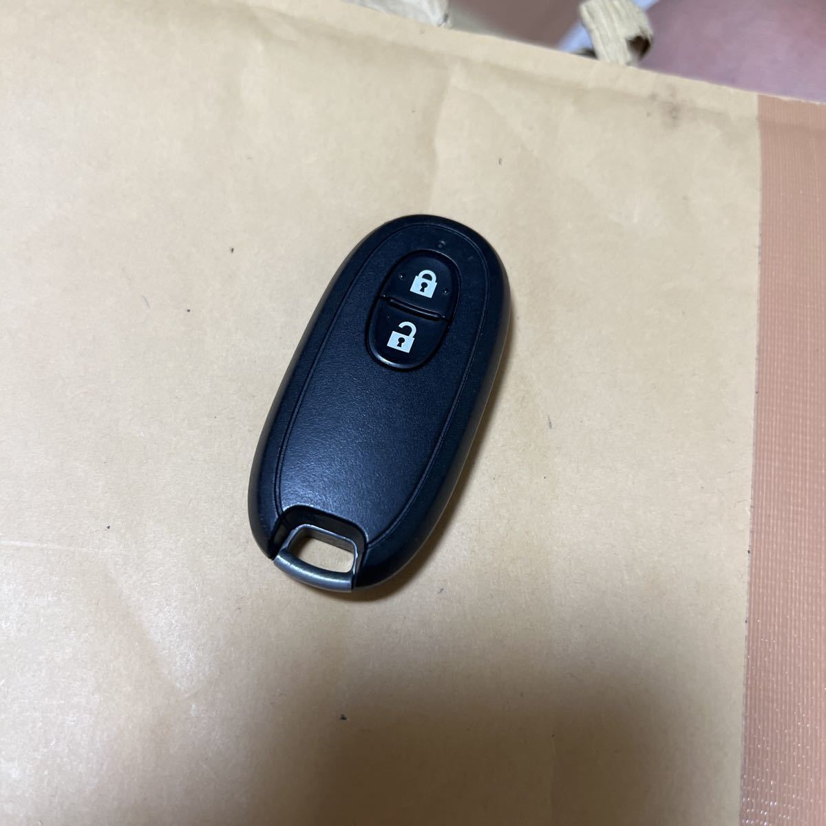 送料無料☆スズキ スペーシアMK42 ソリオバンデット純正 スマートキー 2ボタン 007－A0080 1 