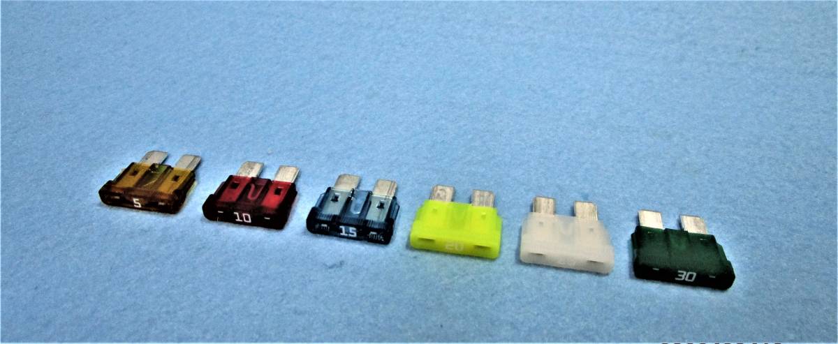 ◎魔法はクリプトロン　平型ヒューズ5個　超未来型セラミックス技術（外車のパワーアップ、旧車） 平型ヒューズ | 5個入 エーモン&frasl;[3667]平型ヒューズ ３６６７ MiniMODs