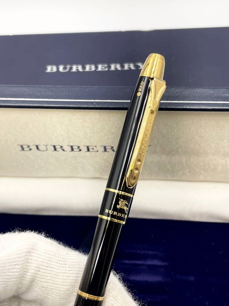 バーバリー　多機能ボールペン　ツイスト式　ブラック×ゴールド　未使用品　BURBERRY 万年筆　シャーペン　