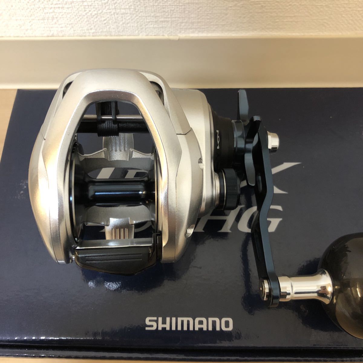 USシマノ トランクス TRANX400HG大型ベイトリール （右ハンドル） シマノ