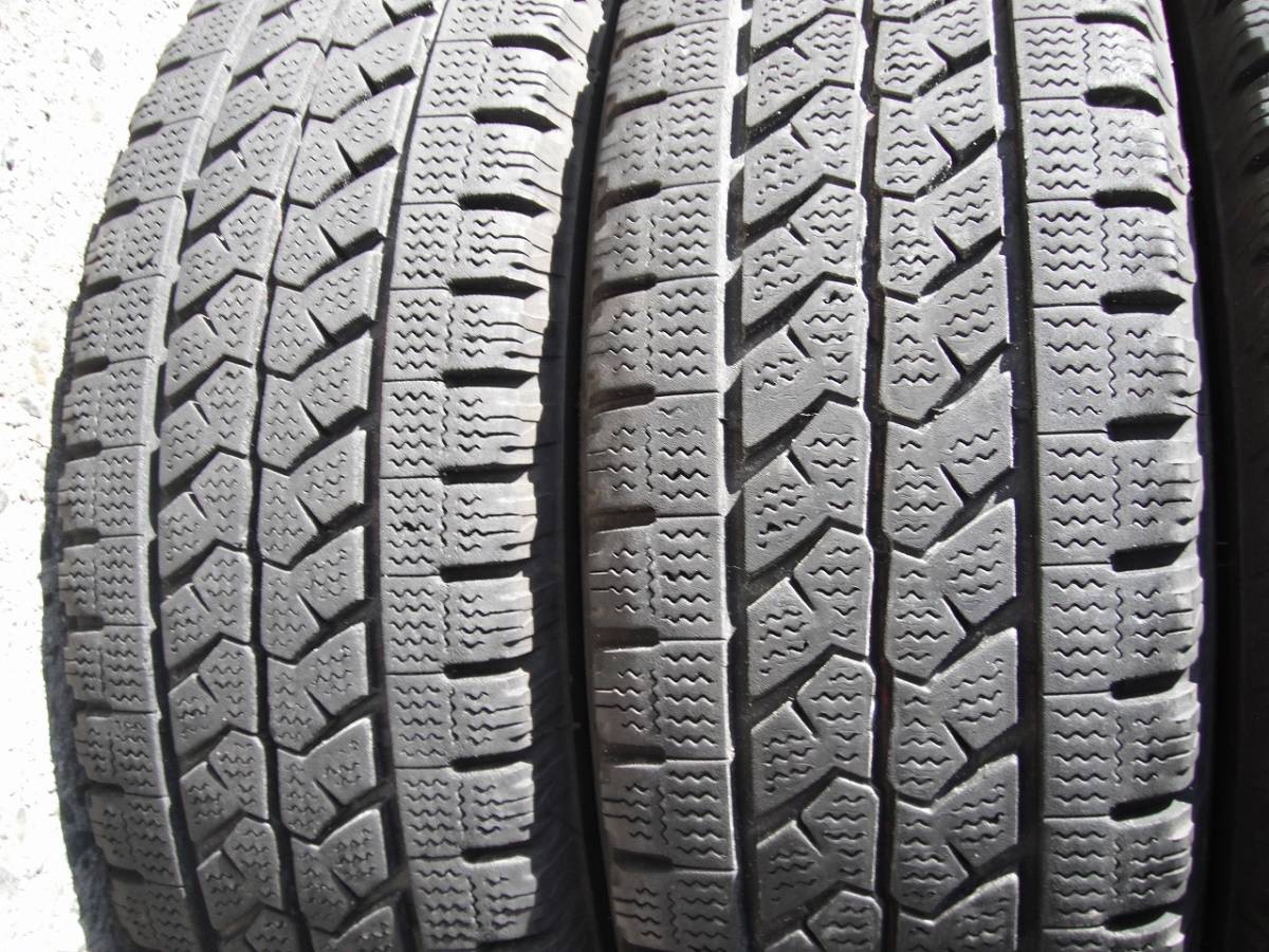 中古 スタッドレス タイヤ 195/75R15 109/107L LT ブリヂストン 