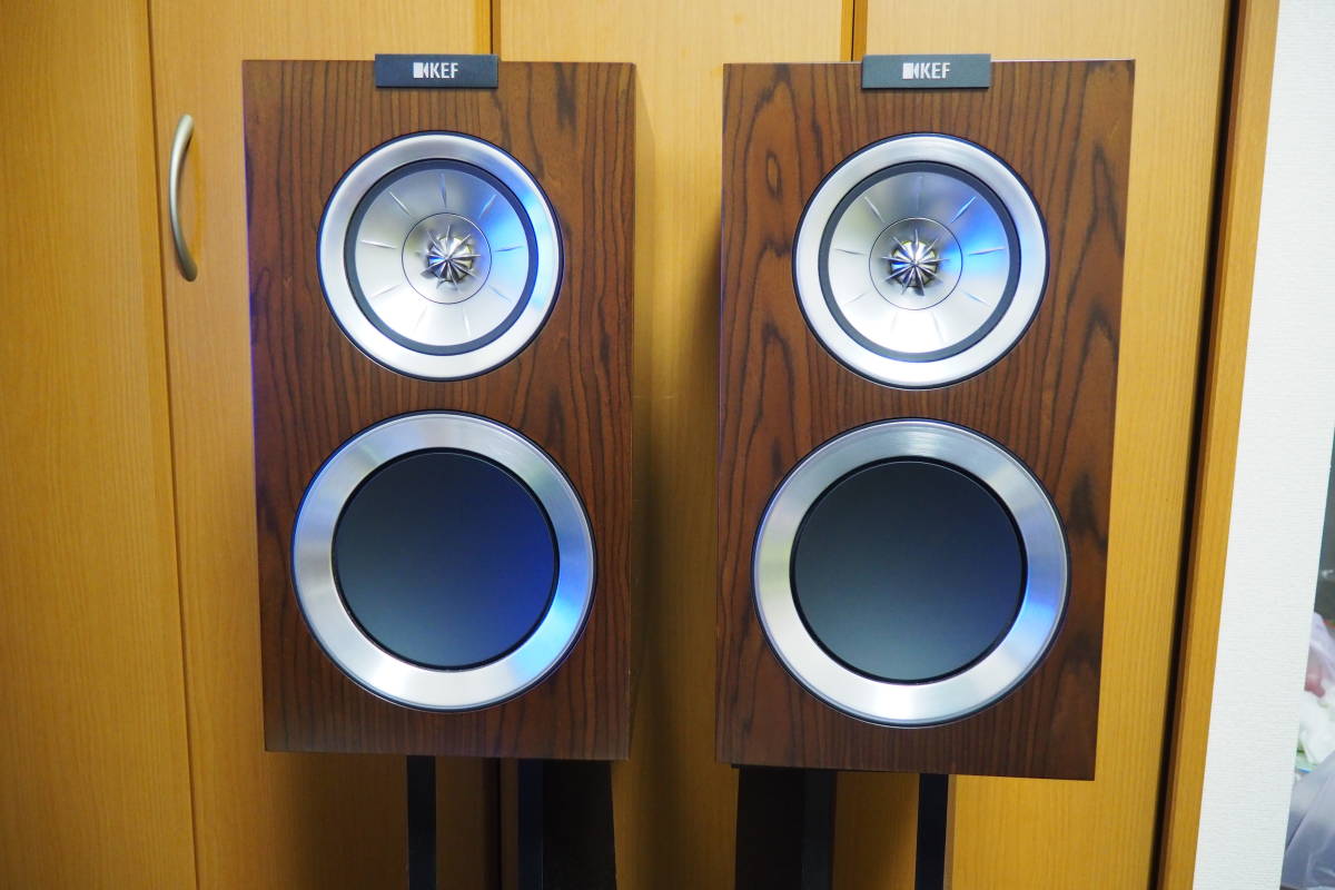 KEF R300 3WAY ブックシェルフ型スピーカー ウォールナット ペア