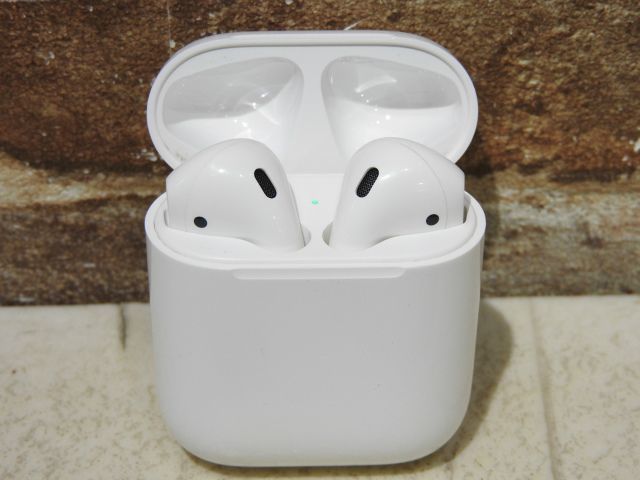 1円〜 中古 Apple AirPods A1602 A1722 A1523 第1世代 アップル ワイヤレスイヤホン その5 AirPods Apple A1602 1円～Apple Are 2026年最新