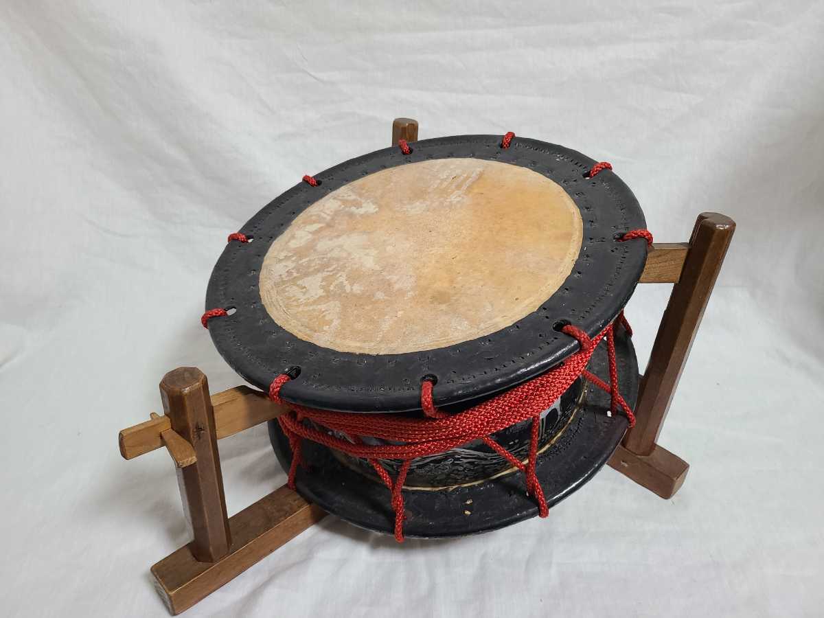 和楽器 和太鼓 日の出松鶴蒔絵 締太鼓 撥付 V R9351B 直営オンライン