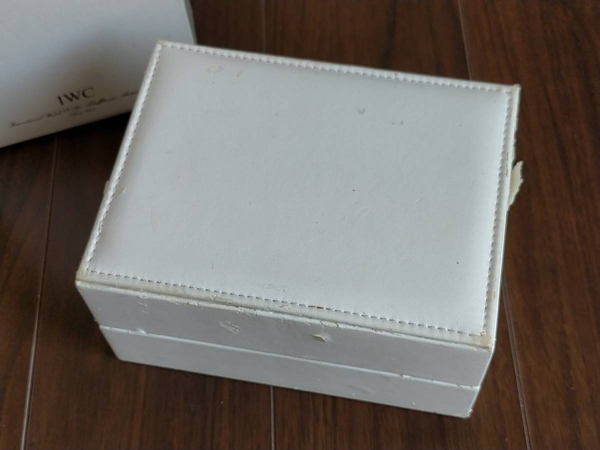  1円 C61 IWC SCHAFFHAUSEN シャフハウゼン 腕時計 空箱 ウォッチ ケース(IWC)｜売買されたオークション情報、yahooの商品情報をアーカイブ公開 - オークファン その他