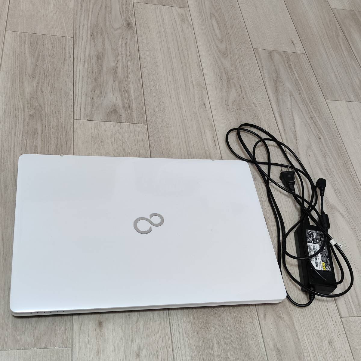 富士通lifebook AH50/X i7-6700HQ メモリ4GB HDD1TB Win10 #m7328 AH50