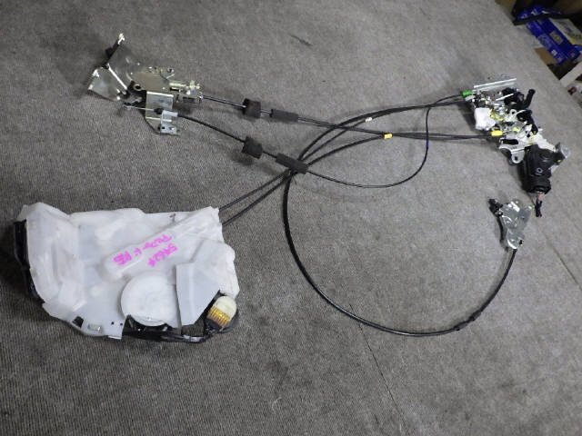  H28年 アルファード AGH30W 右リア ドアロック ソレノイド 右スライドドア 69200-58030 AGH35 GGH30 GGH35 AYH30 30系 ZNo:04007329(トヨタ用)｜売買されたオークション情報、yahooの商品情報をアーカイブ公開 - トヨタ用