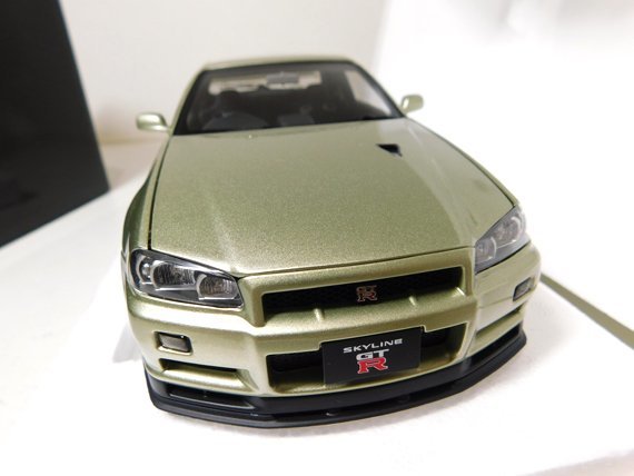 AUTOart オートアート 1/18 日産 スカイライン GT-R R34 VスペックⅡ