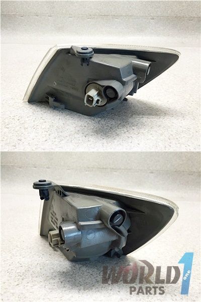 AE111 後期 レビン コーナーレンズ ☆左右セット(左側中古、右側新品