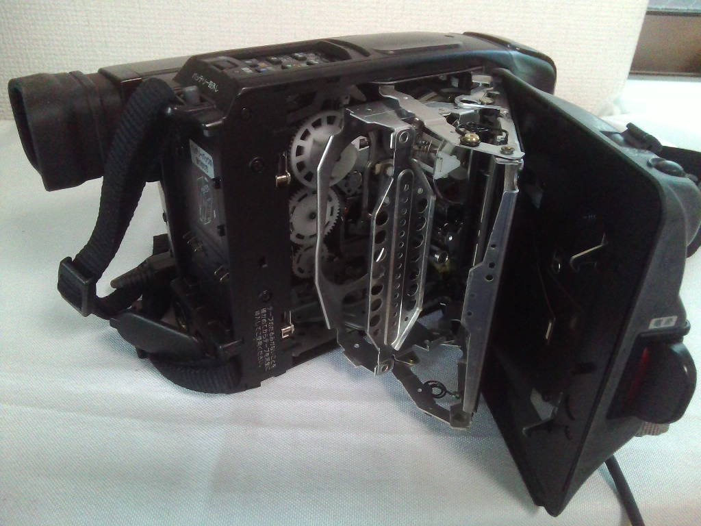 カメラ 【付属品多数・箱付】Panasonic NV-X100 3CCD ビデオカメラ
