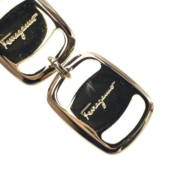 FERRAGAMO Ferragamo フェラガモ ガンチーニ 3連 ネックレス 箱つき 