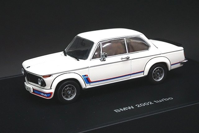 格安，最新作 ミニチャンプス PMA 1/43 BMW 2002 ターボ ホワイト ディーラー特注 80429418124(乗用車)｜売買されたオークション情報、yahooの商品情報をアーカイブ公開 - オークファン 乗用車