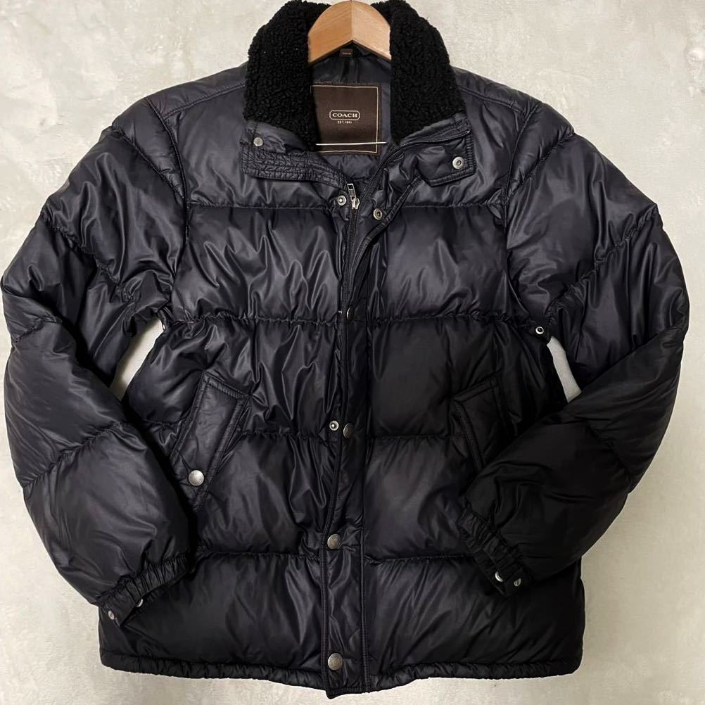 【お買い得，品質保証】 コーチ『圧倒的存在感』COACH ダウンジャケット　 羊毛皮 アウター 襟 切り替え ロゴ釦 ブラック メンズ 『表記M 実寸L相当 』/H05