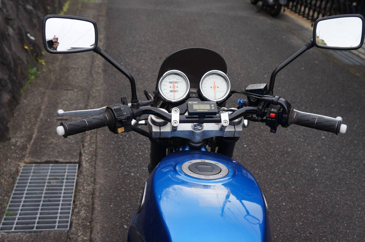 スズキ グース350 艶あり、美品です H5, 3月登録 (車検 令和6年8月 スズキ グース350 艶あり、美品です H5, 3月登録 (車検 令和6年8月