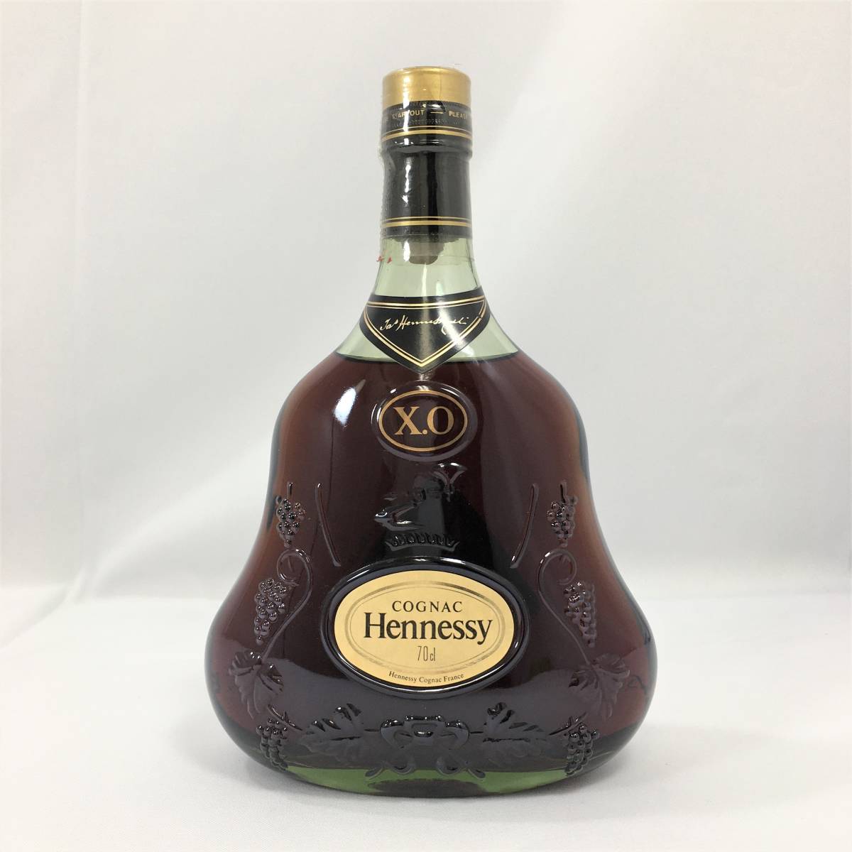 ヘネシー Hennessy XO 金キャップ グリーンボトル 700ml ヘネシー Hennessy XO 金キャップ グリーンボトル 700ml