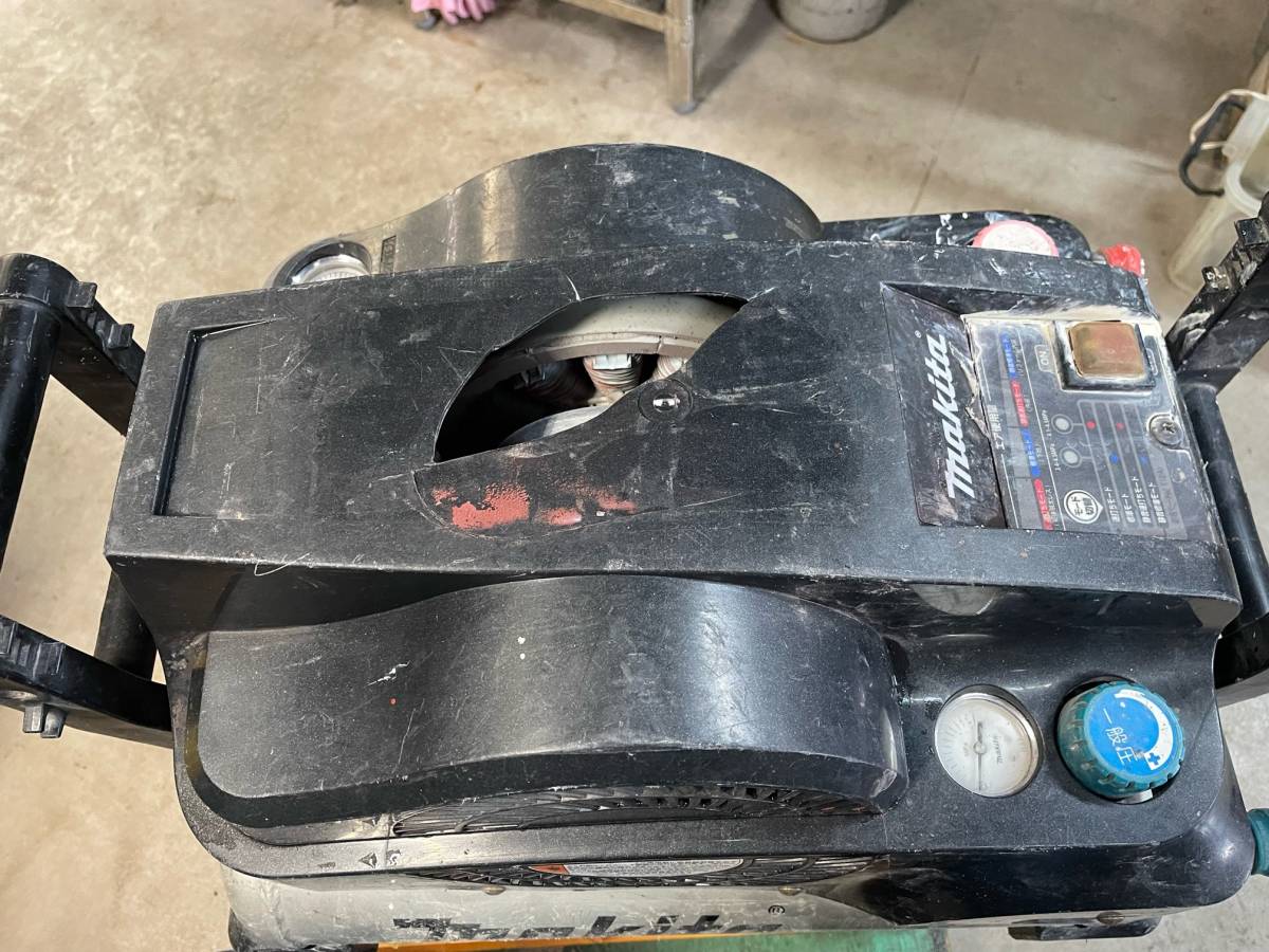 中古動作品【マキタ makita】エアーコンプレッサー AC460XL 常圧 高圧 満タンまで6分36秒 カバー割れあり 領収書対応 マキタ Makita makita Yahoo!オークション used 460の中古品