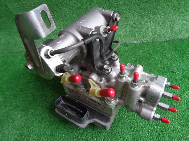 中古 【プリウスα ZVW41 ABSアクチュエーター ブレーキブースター