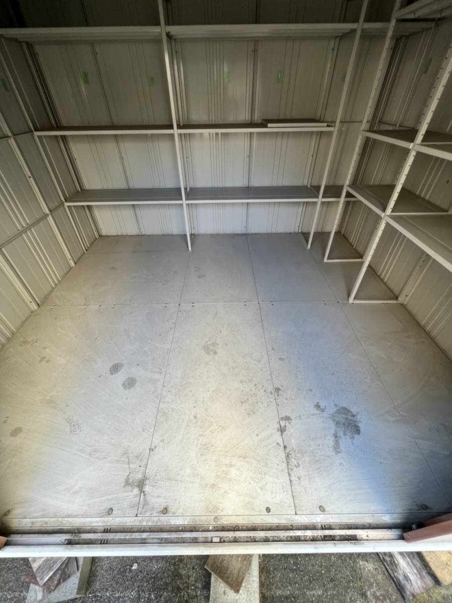 TAKUBOタクボ◇物置◇約3.2x3.0x2.6m◇引取り限定・川崎区