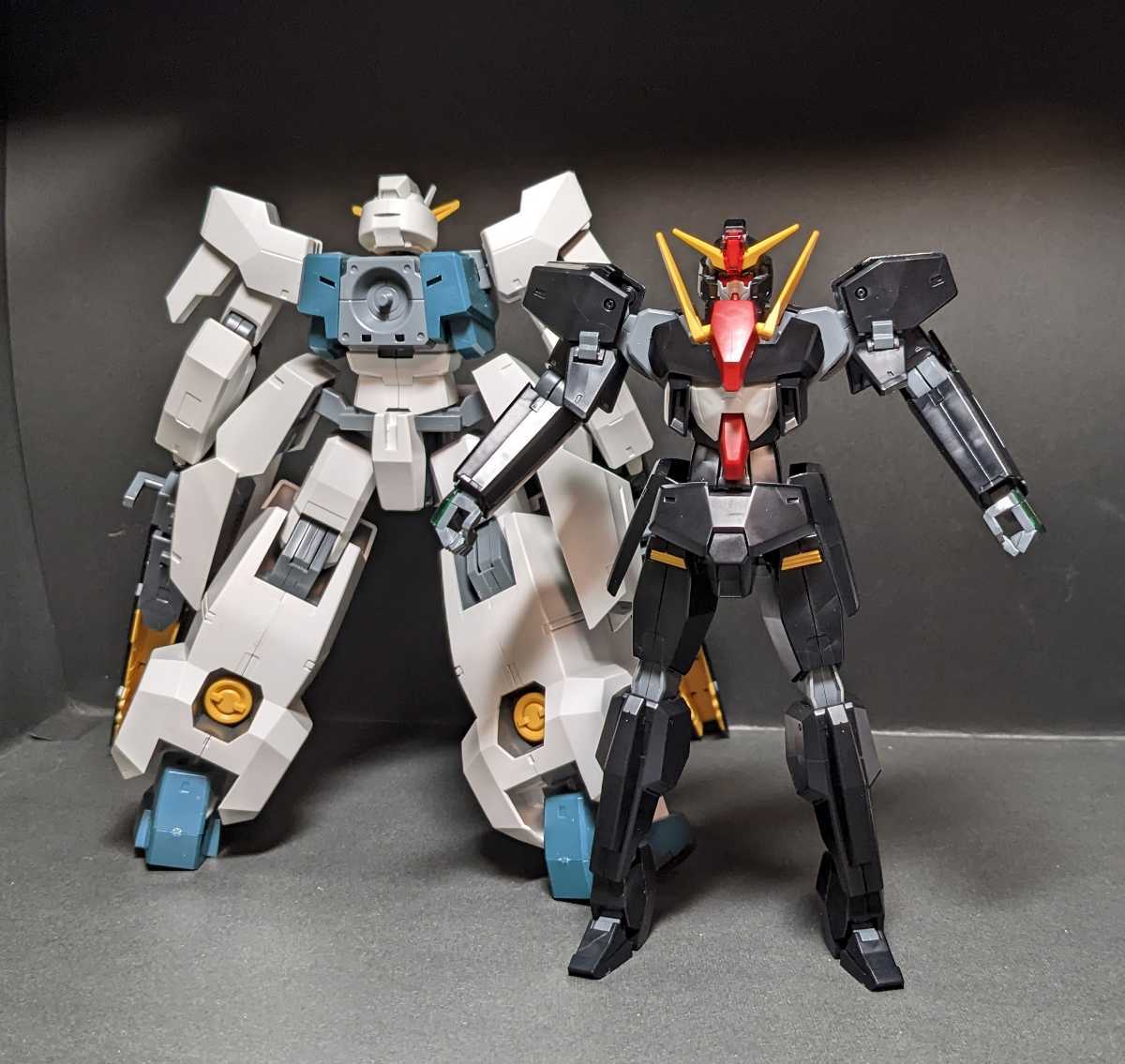 組立済み 1/100セラヴィーガンダム、1/100ガンダムヴァーチェ 