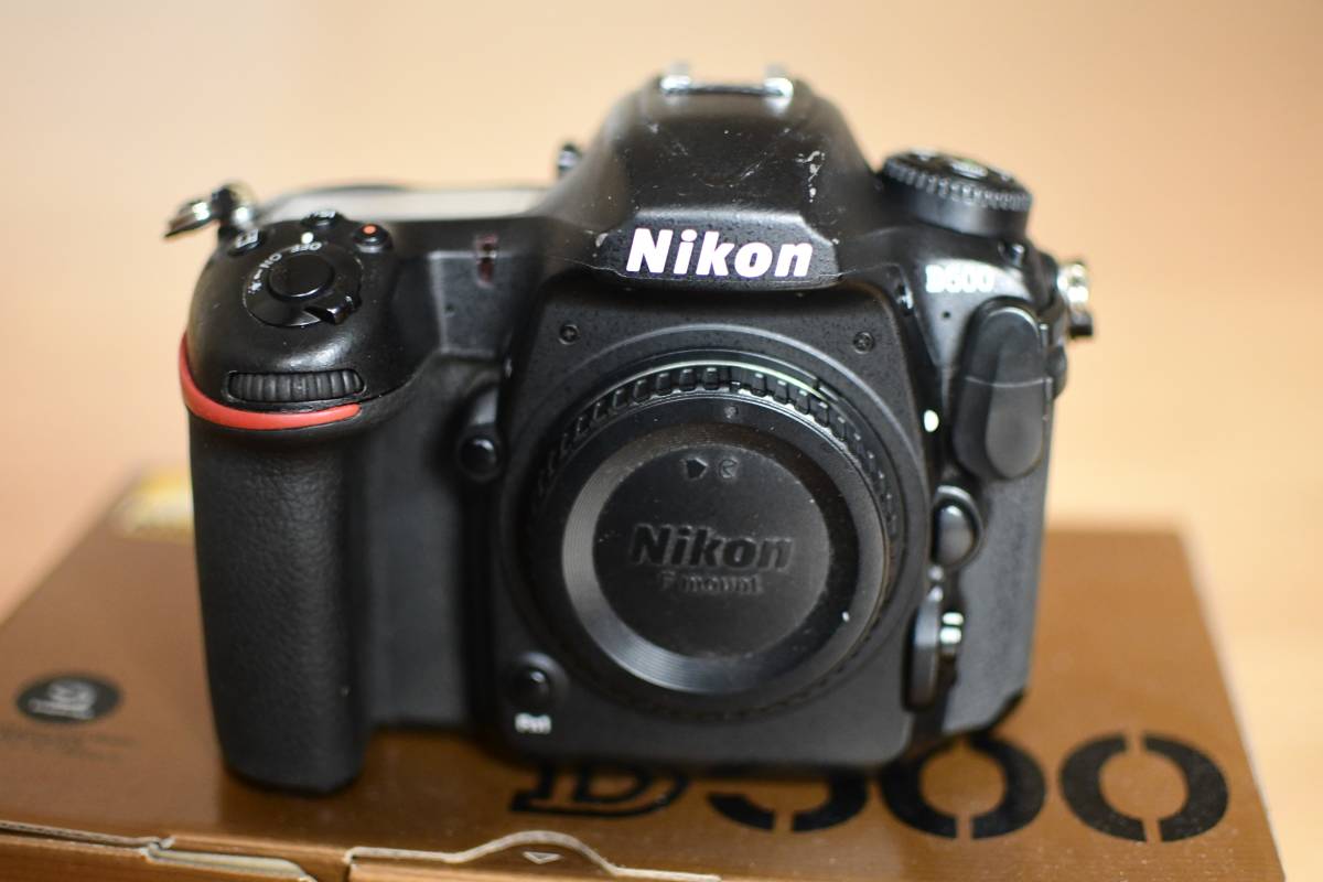 D500 Nikon ボディ デジタル一眼レフカメラ ニコン | デジタル一眼レフ ☆美 ☆美品☆ d500ボディ デジタル 通販 1個 [ボディ単体] ブラック D500｜トレファクONLINE