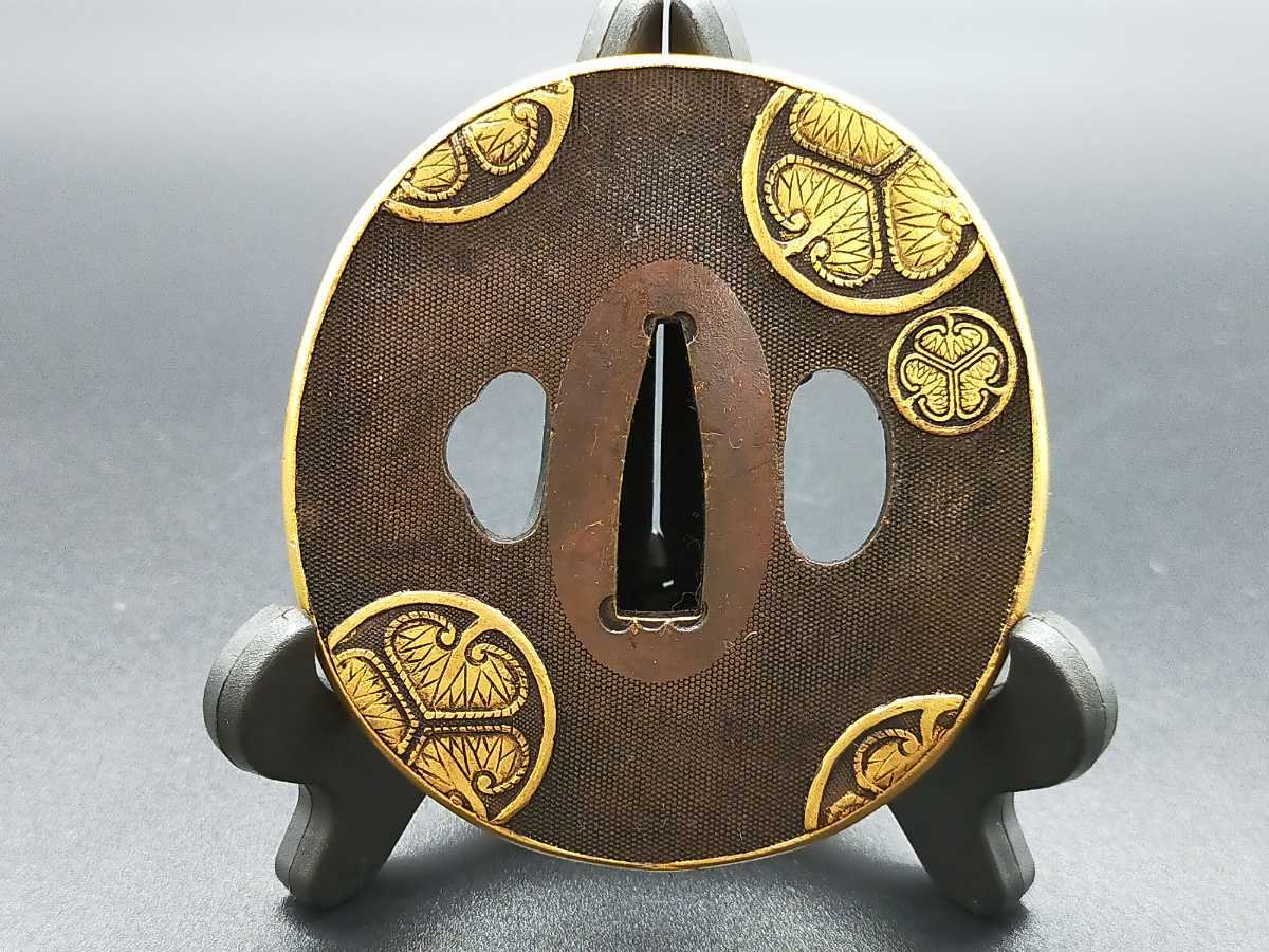 刀鍔 家紋の図 三つ葉葵 銅地 絵金銀 日本刀装具 鍔 つば 鐔 刀鐔 刀の