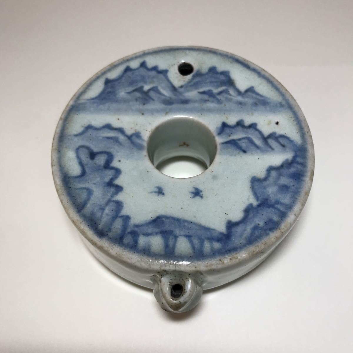 李朝 | 瑠璃釉鯉形水滴（1392–1897 燦禾 – 白磁丸形水滴