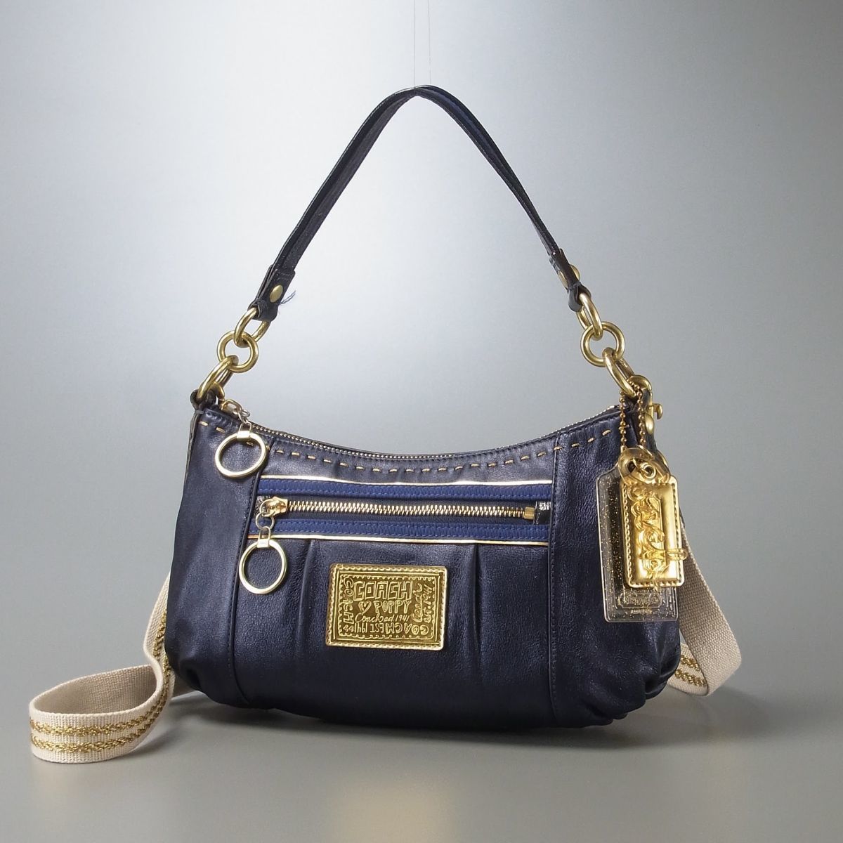 COACH メタリックネイビー ショルダーバッグ 【公式通販】