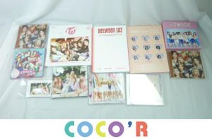 TWICE アルバムのYahoo!オークション(旧ヤフオク!)の相場・価格を見る