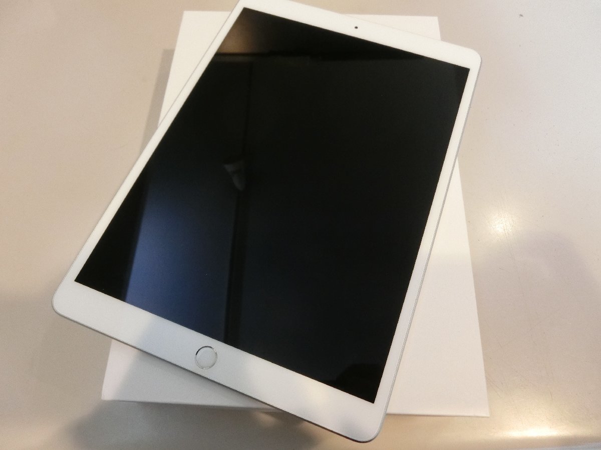iPad Air Apple | 256GB Wi-Fi 0 UK WiFi Generation) Space (3rd 3rd 