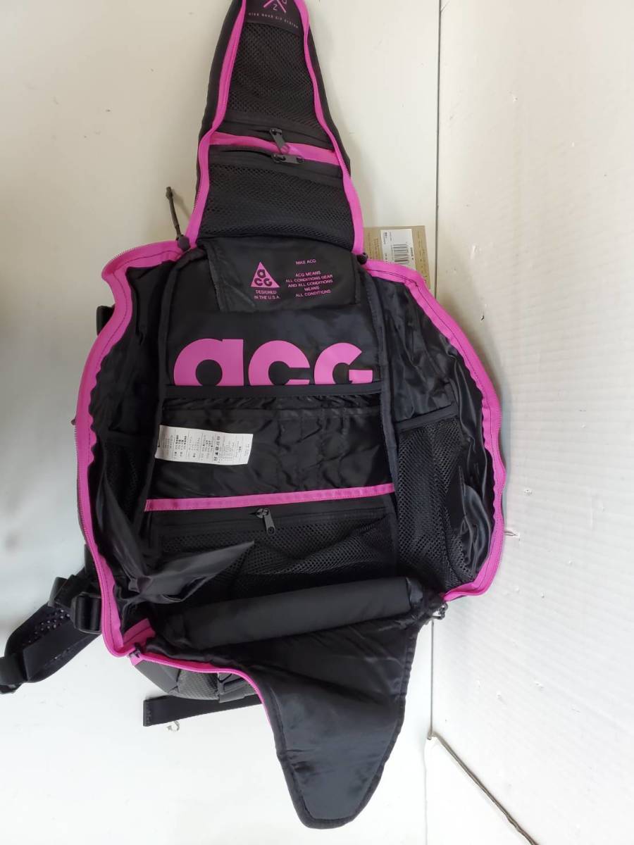 137T152☆ナイキ ACG レスポンダー バックパック 黒リュック 