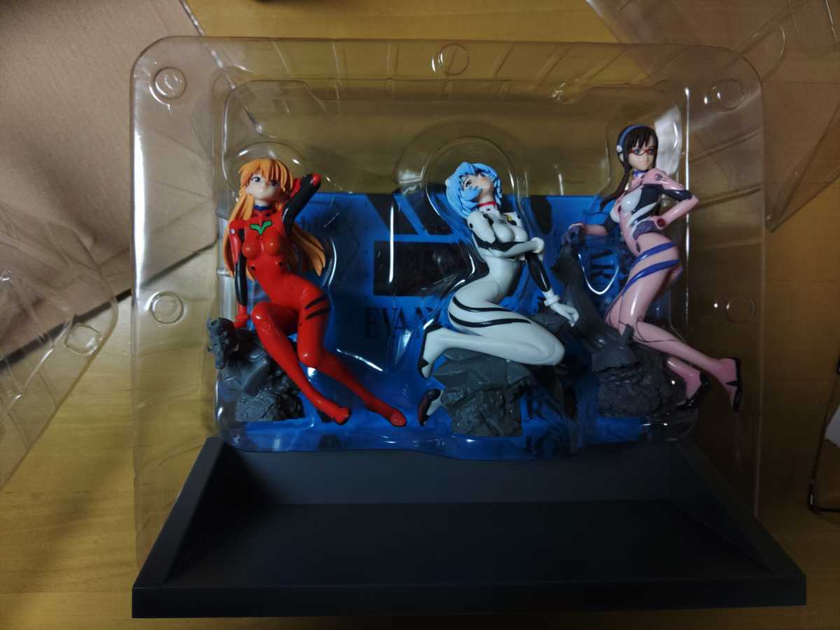 中古:schickエヴァンゲリオンキャンペーン2013フィギュアクロック　綾波レイ　アスカ・ラングレー　マリ・イラストリアス 非売品 アスカ フィギュアクロック 安い新世紀エヴァンゲリオン ハイドロ5 ×