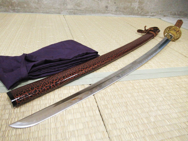 模造刀 模擬刀 大刀 松皮 全長約100cm 刃渡り約74cm 鞘を抜いた重さ約