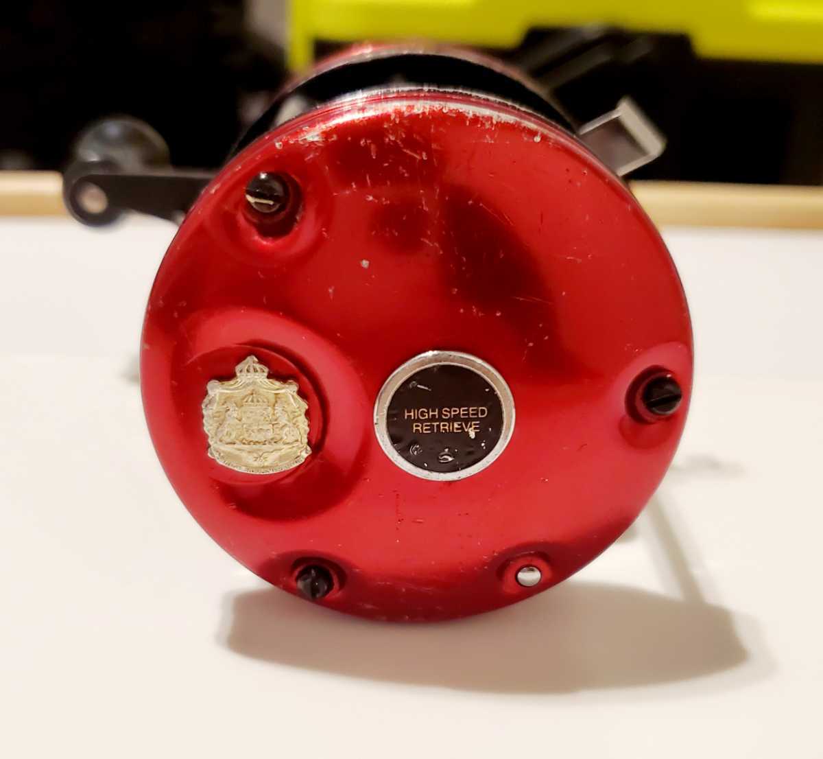 1円～ ABU GARCIA アブ アンバサダー 5000 4ネジ ビンテージリール 赤