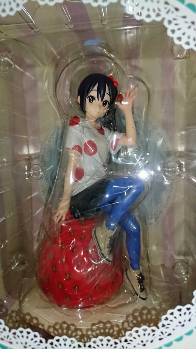 けいおん！！ 中野梓 1/8フィギュア 京アニショップ限定販売 【公式通販】