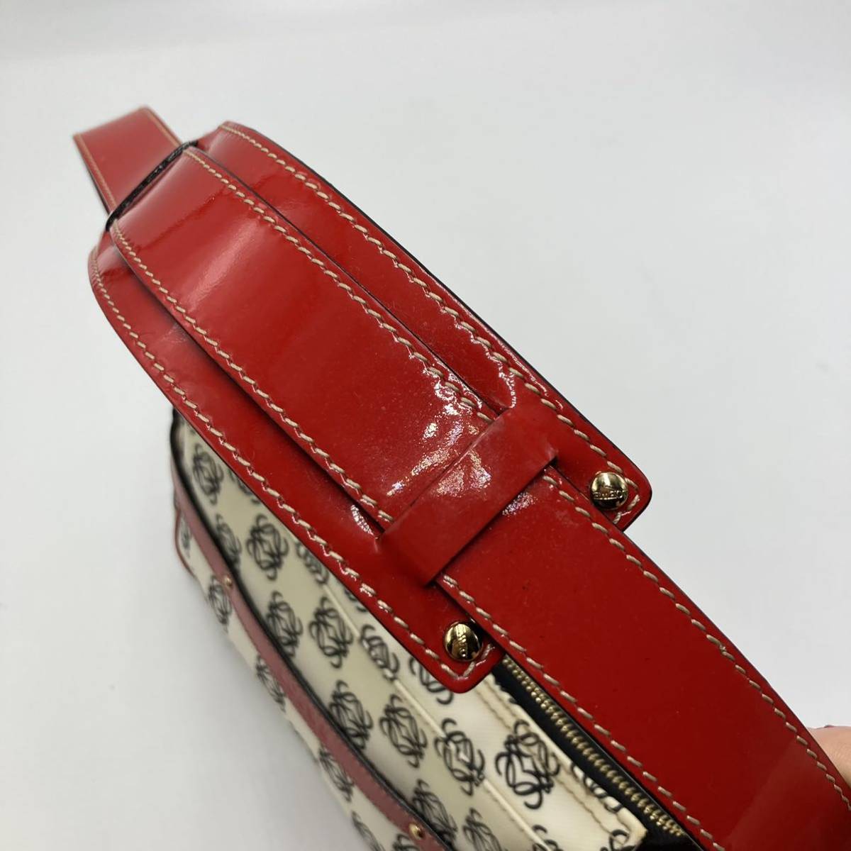 1円《極美品》 LOEWE アクセサリーポーチ リピートアナグラム 総 1円《極美品》 LOEWE アクセサリーポーチ リピートアナグラム 総