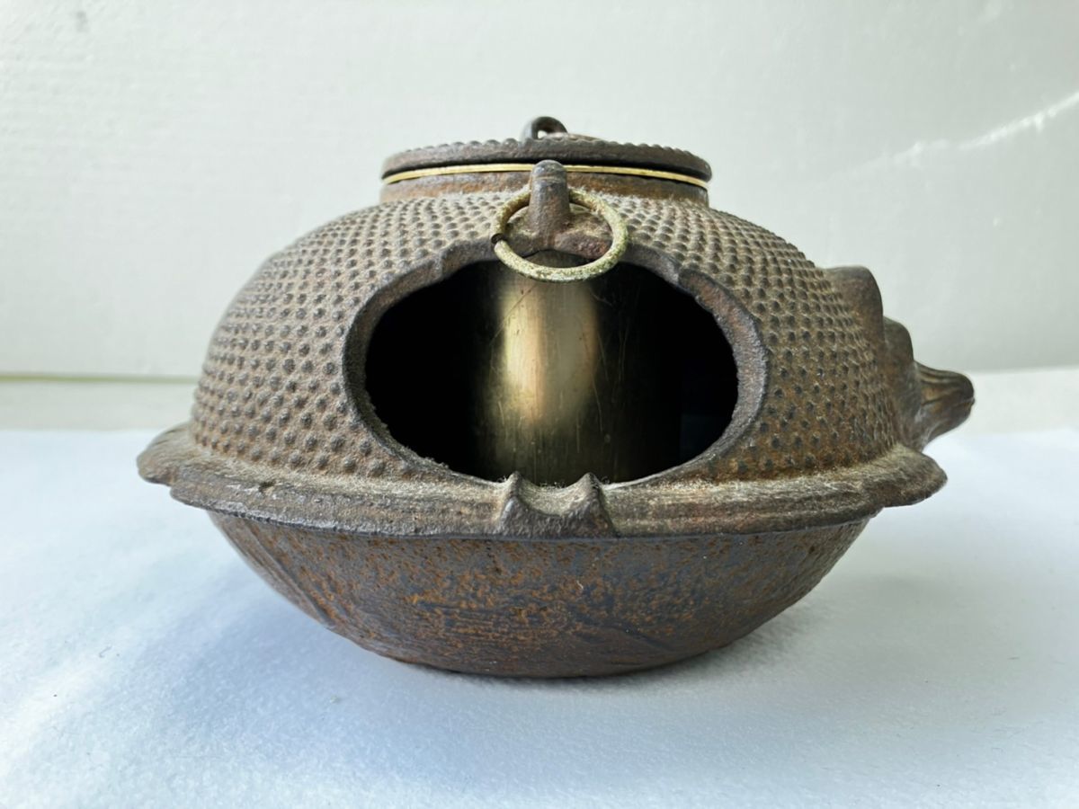 J444-O33-119 茶釜 たぬき 狸 鉄瓶 ぶんぶく茶釜 茶道具 やかん 鉄器 