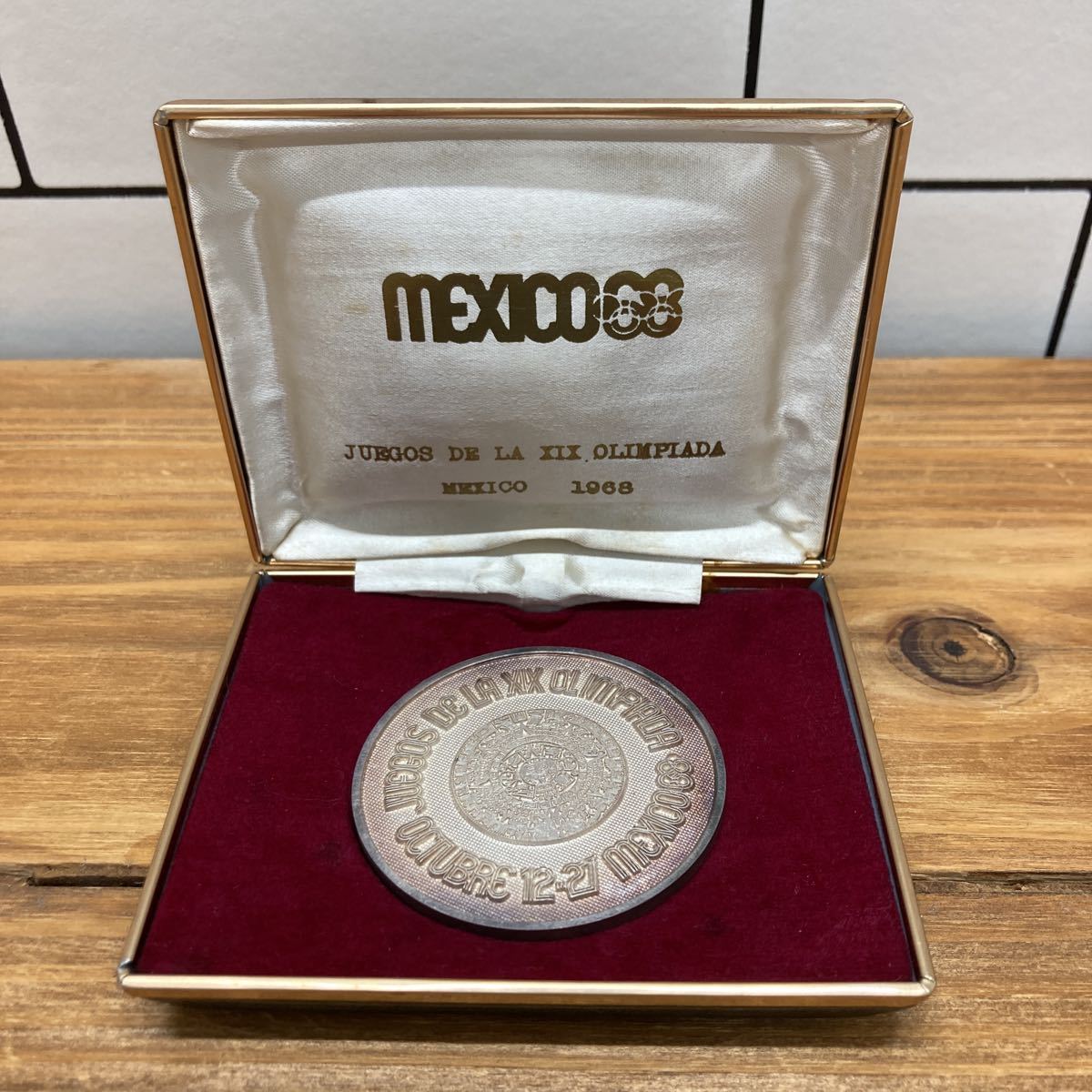 1968年 第19回 メキシコ オリンピック大会 公式記念メダル 銀貨