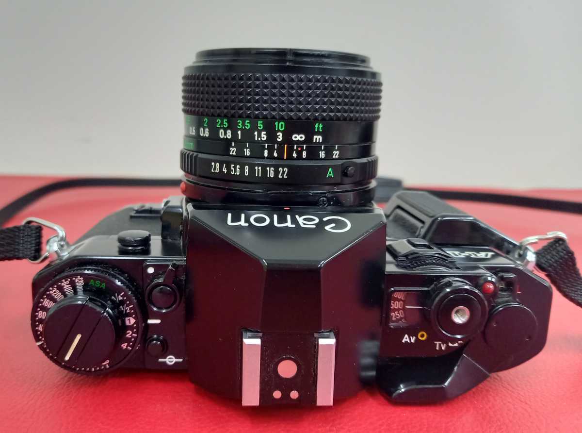 FD 28mm A-1 ボディ Lens f&frasl;2.8 ■A Canon A-1 ボディ LENS FD 28mm F2.8 レンズ シャッター、露出計OK 動作品 フィルムカメラ キャノン